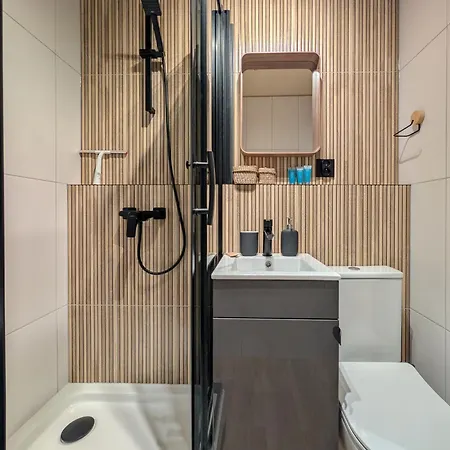 Urban Elegance By Bookinghost Apartman *